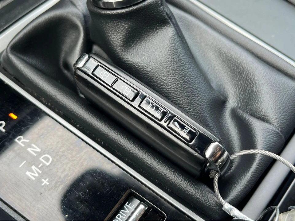 2025 Mazda CX-50 - Image 17 of 31