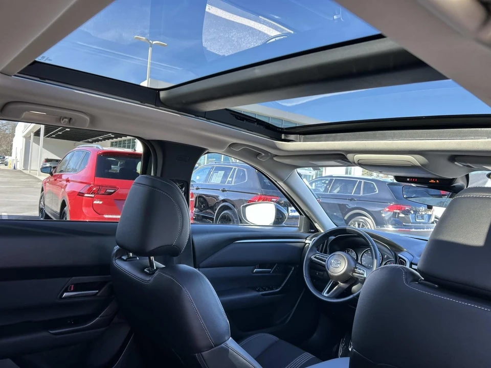 2025 Mazda CX-50 - Image 15 of 21