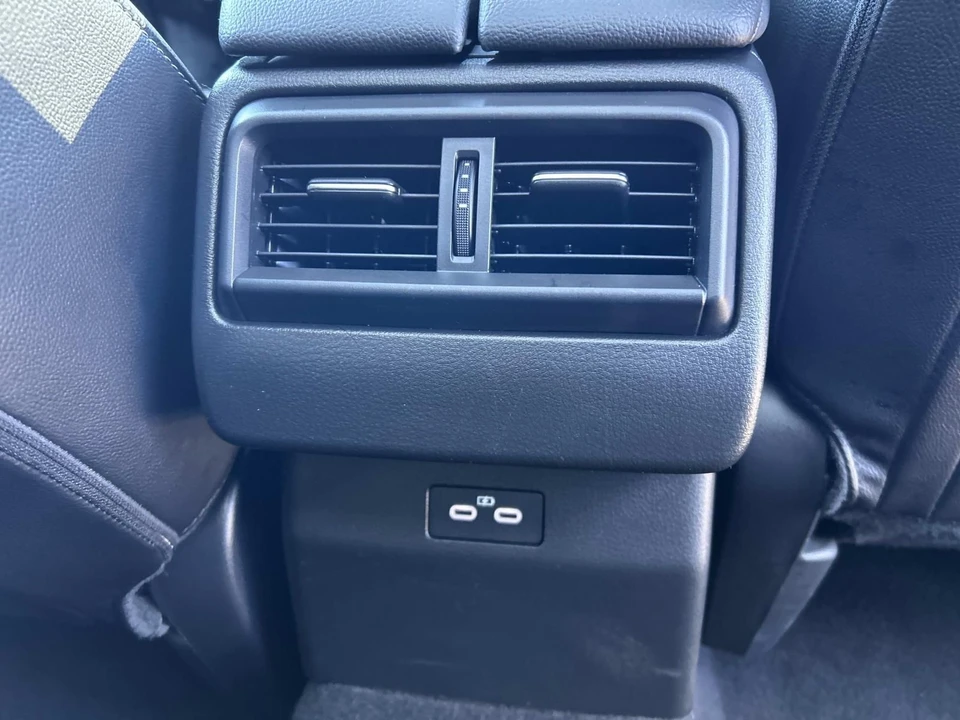 2025 Mazda CX-50 - Image 16 of 21