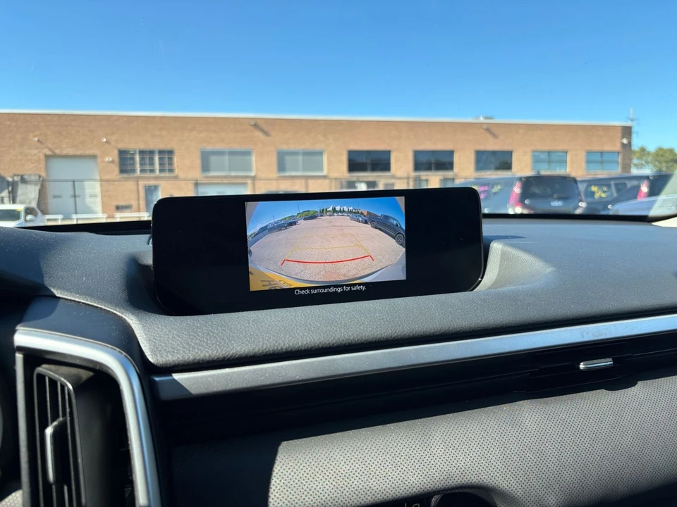 2025 Mazda CX-50 - Image 22 of 31