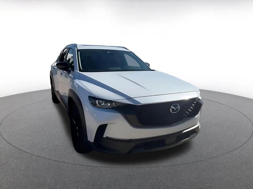 2025 Mazda CX-50 - Image 3 of 31