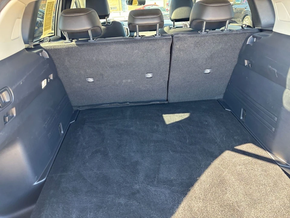 2025 Mazda CX-50 - Image 29 of 31
