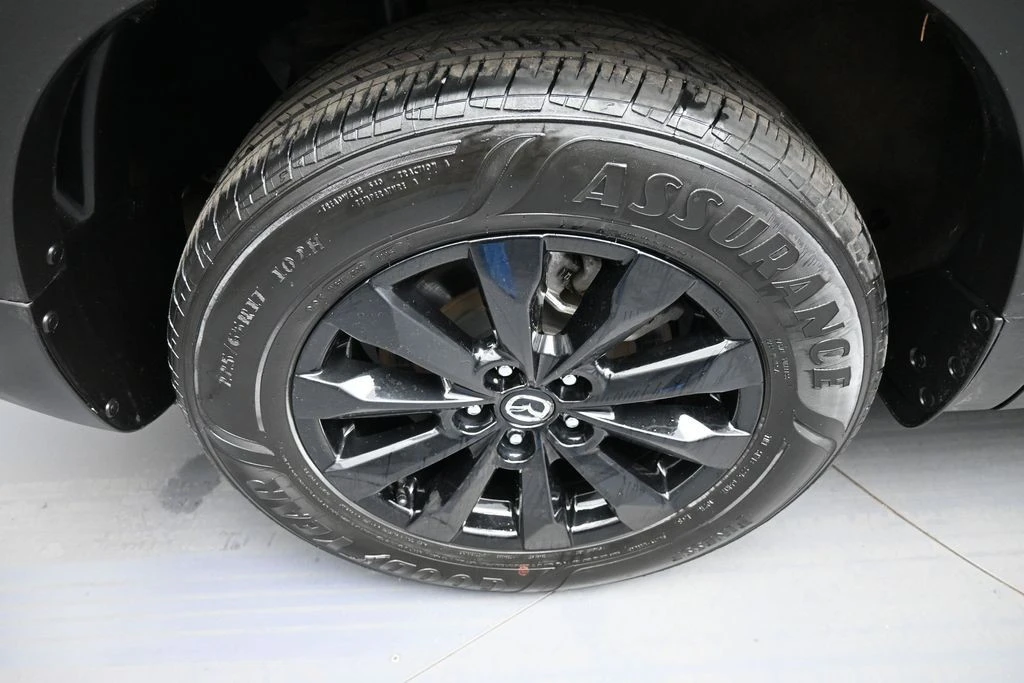 2025 Mazda CX-50 - Image 12 of 31