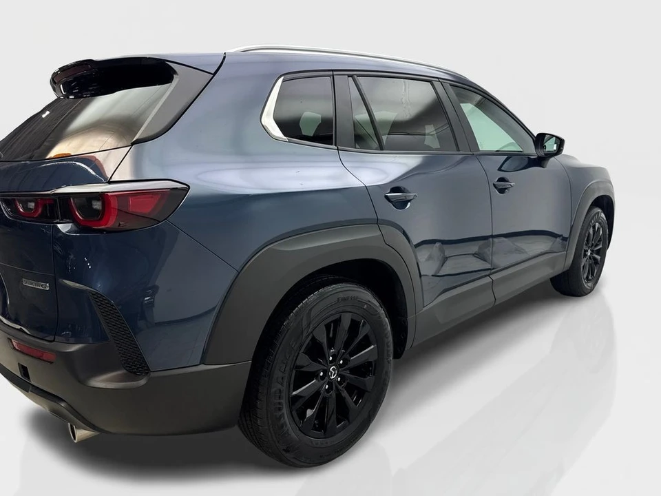 2025 Mazda CX-50 - Image 13 of 31