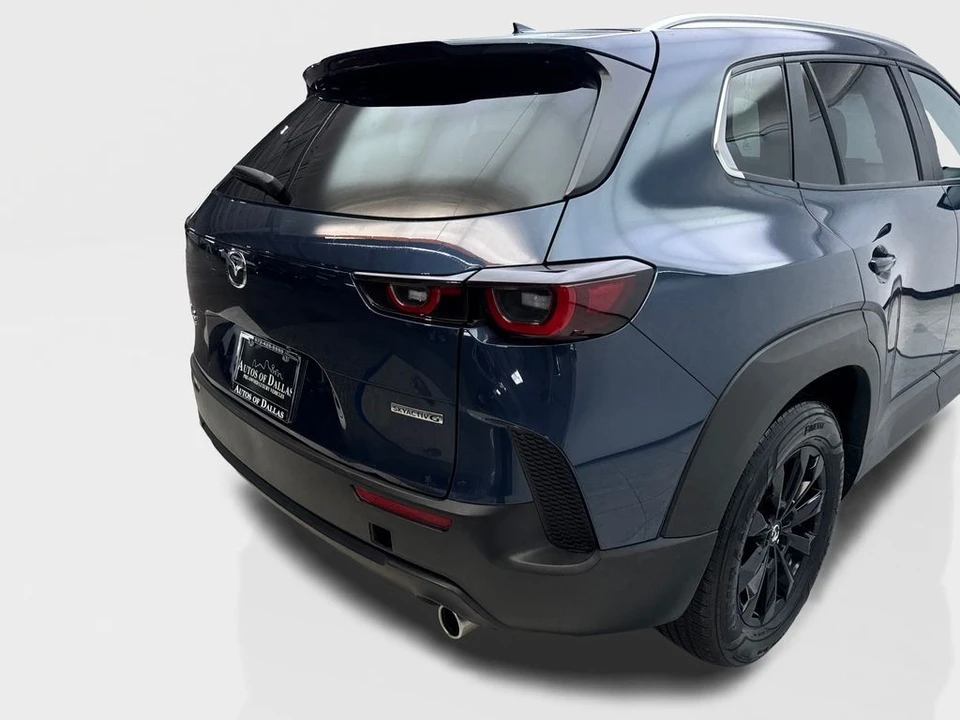 2025 Mazda CX-50 - Image 18 of 31