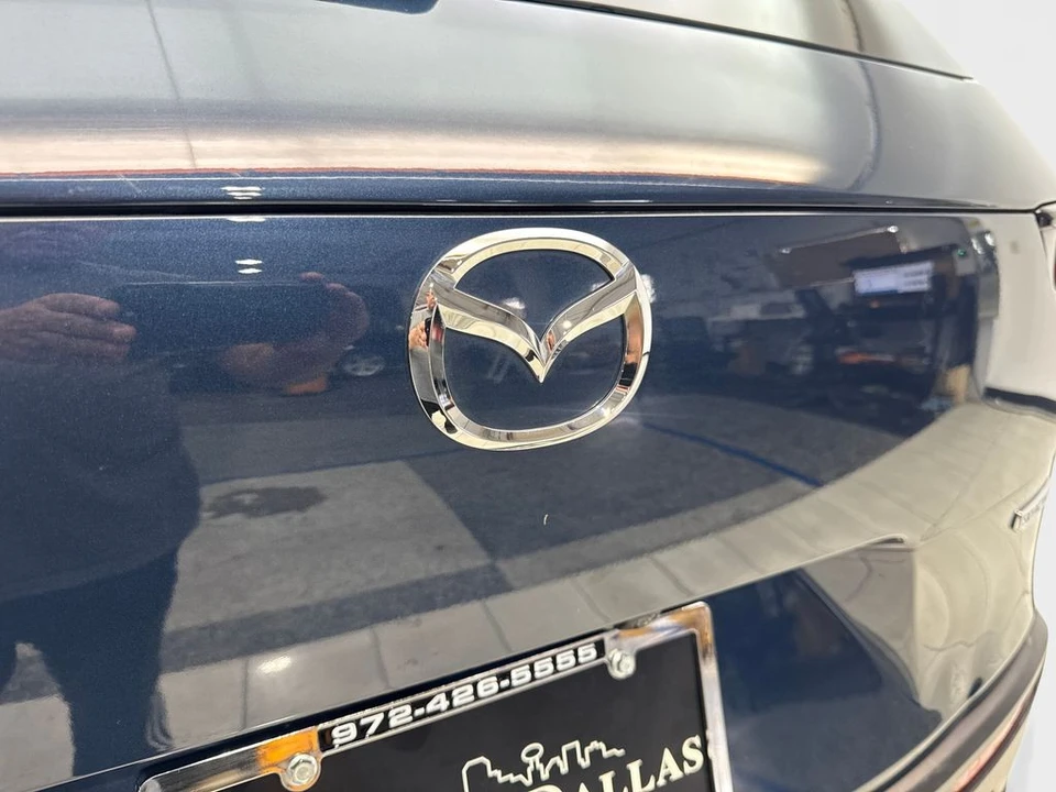 2025 Mazda CX-50 - Image 21 of 31