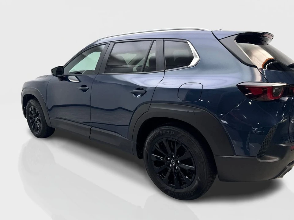 2025 Mazda CX-50 - Image 14 of 31