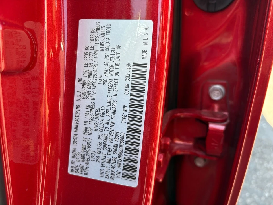 2025 Mazda CX-50 - Image 27 of 31
