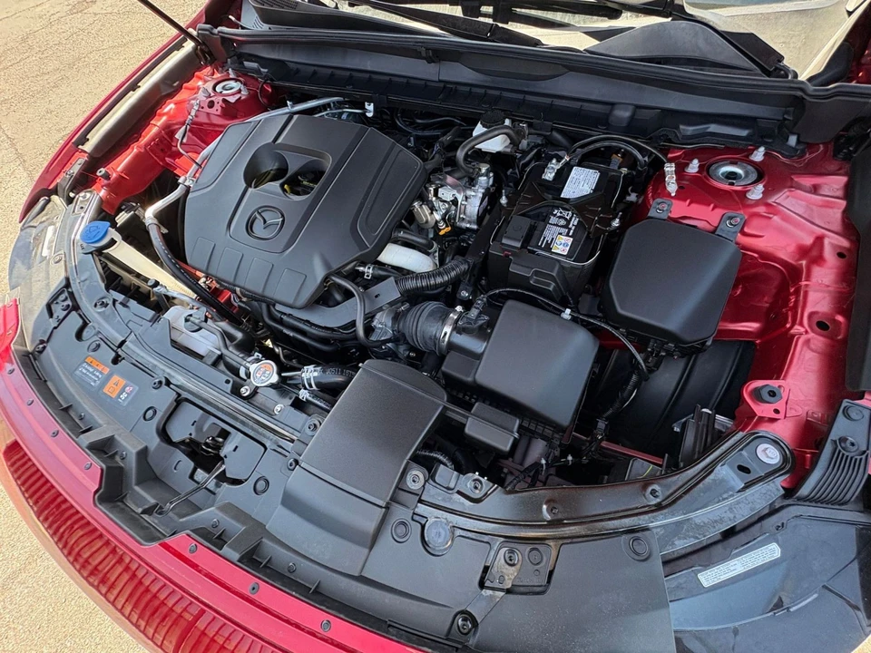 2025 Mazda CX-50 - Image 30 of 31