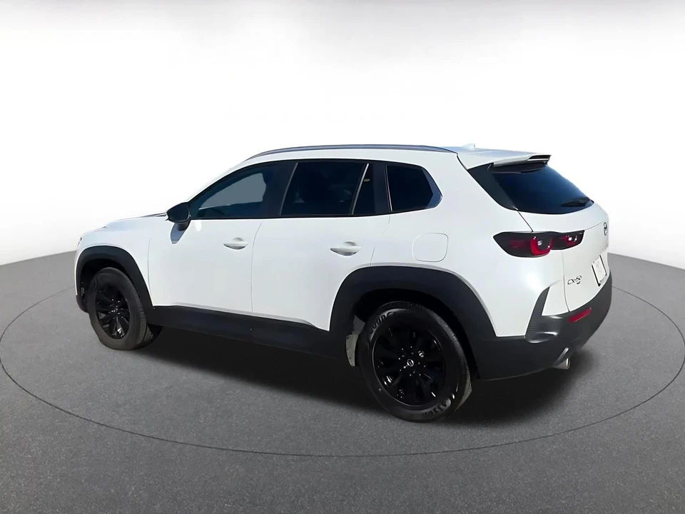 2025 Mazda CX-50 - Image 7 of 31