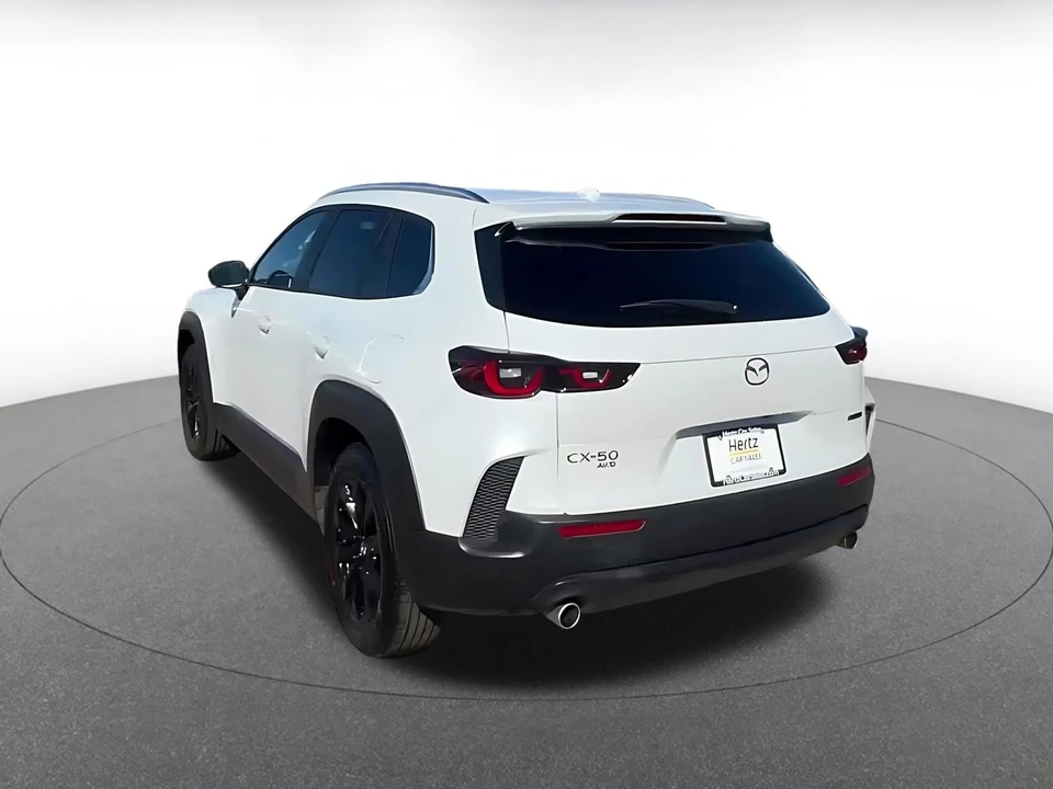 2025 Mazda CX-50 - Image 8 of 31