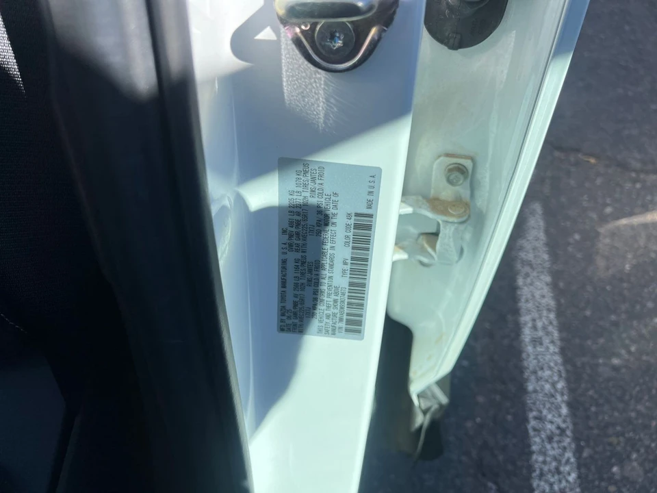2025 Mazda CX-50 - Image 26 of 31