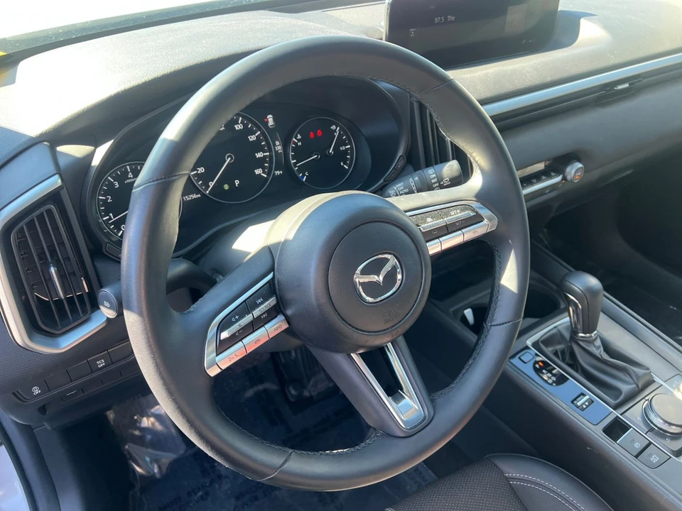 2025 Mazda CX-50 - Image 25 of 31