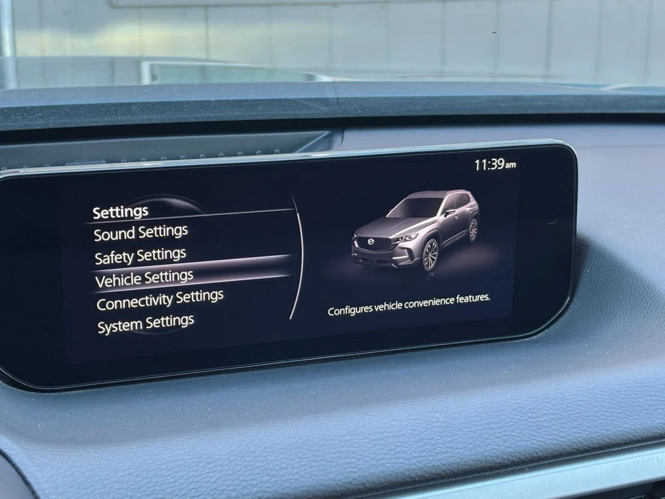 2025 Mazda CX-50 - Image 16 of 31