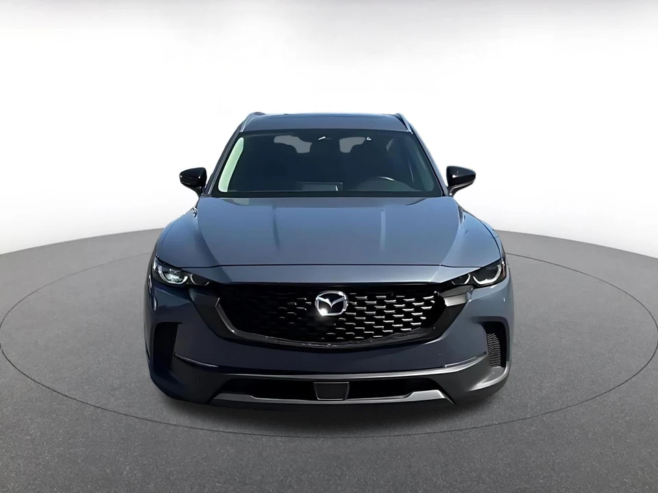 2025 Mazda CX-50 - Image 4 of 31