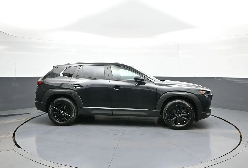 2025 Mazda CX-50 - Image 5 of 31