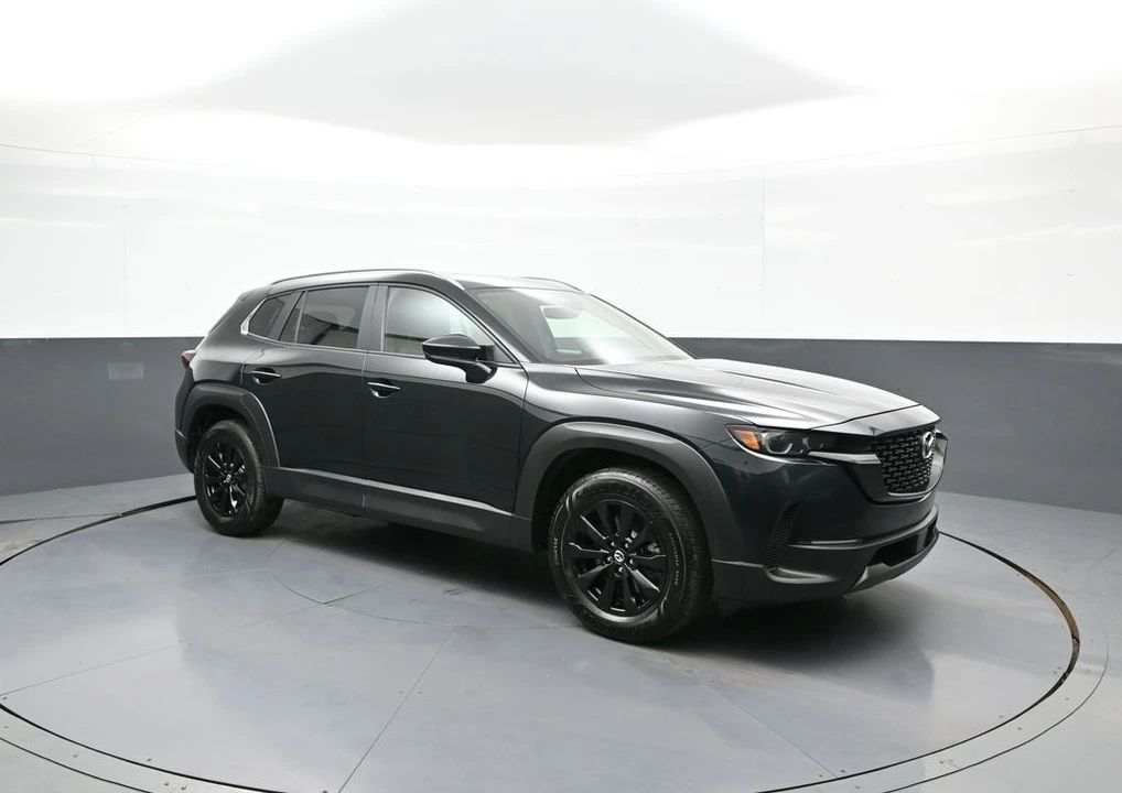 2025 Mazda CX-50 - Image 4 of 31