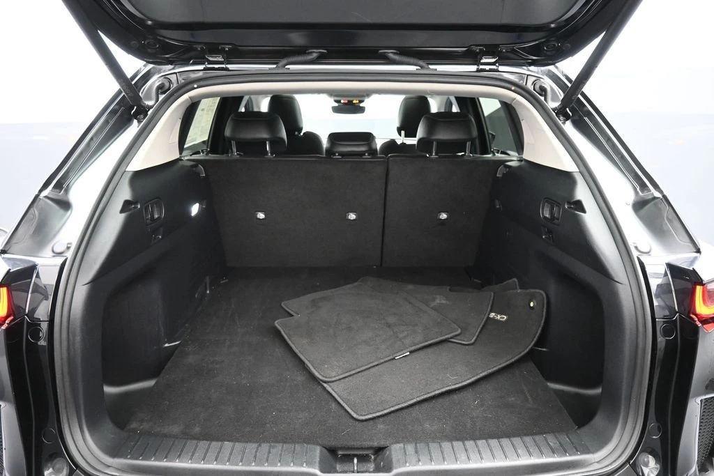 2025 Mazda CX-50 - Image 22 of 31