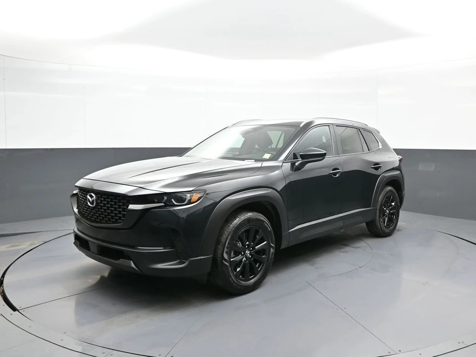 2025 Mazda CX-50 - Image 10 of 31
