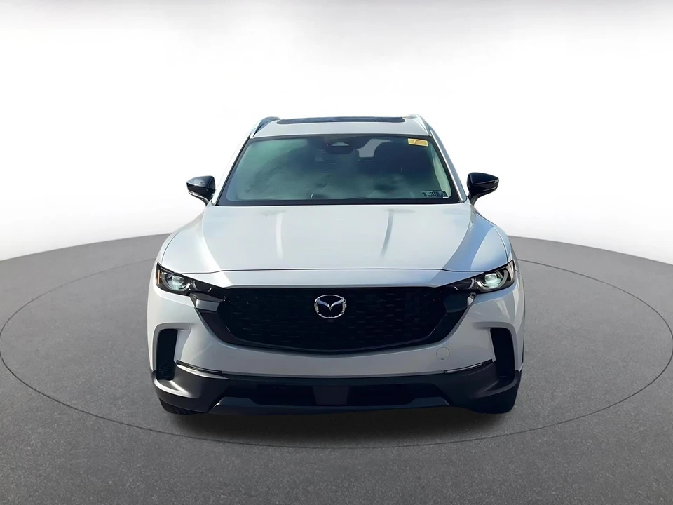 2025 Mazda CX-50 - Image 3 of 31