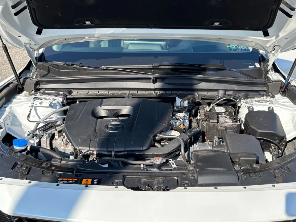 2025 Mazda CX-50 - Image 29 of 31