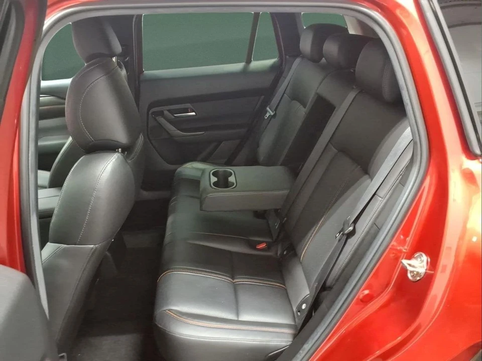 2025 Mazda CX-50 - Image 29 of 31