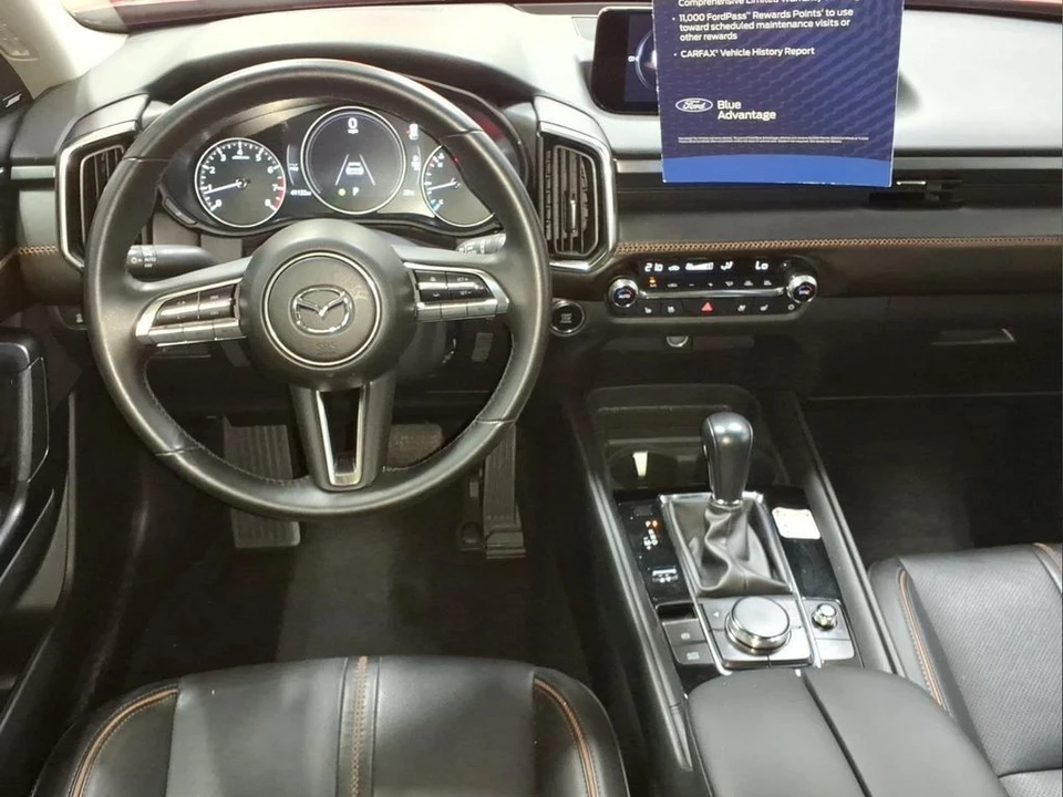 2025 Mazda CX-50 - Image 7 of 31