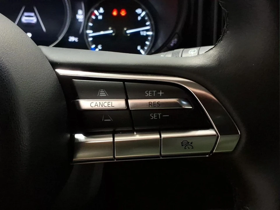 2025 Mazda CX-50 - Image 25 of 31