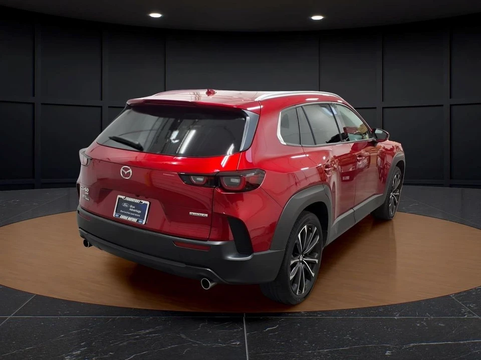 2025 Mazda CX-50 - Image 6 of 31