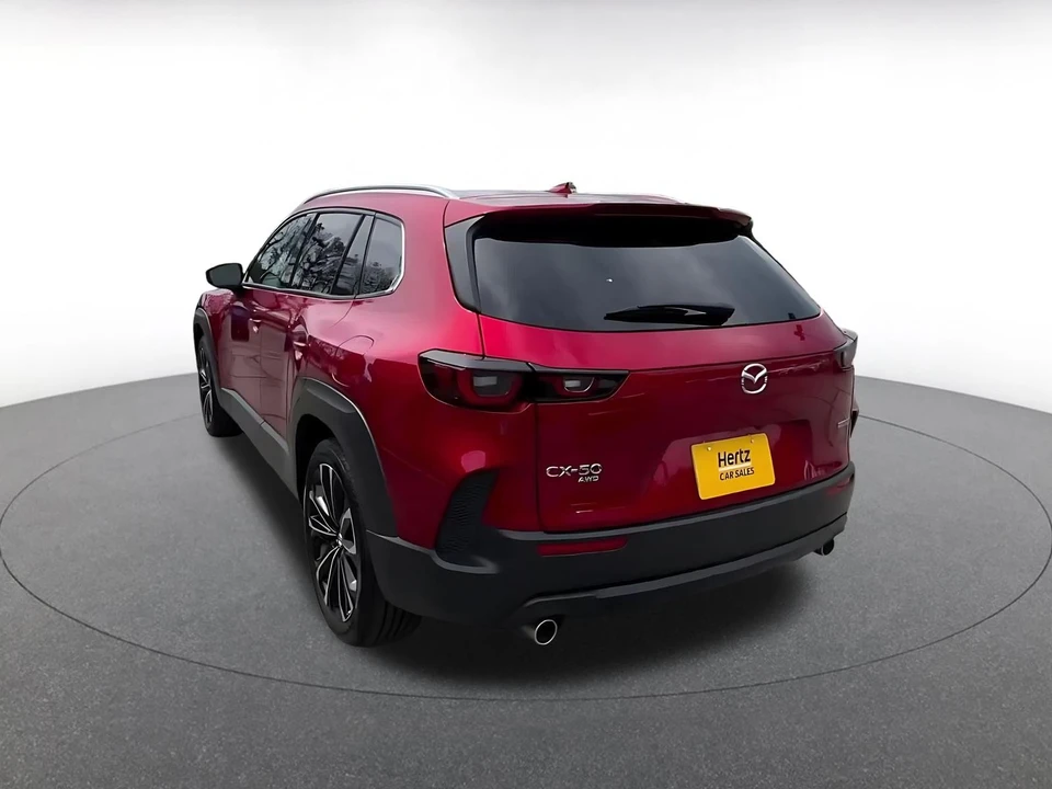 2025 Mazda CX-50 - Image 11 of 31