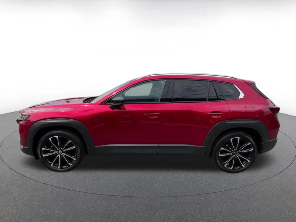 2025 Mazda CX-50 - Image 8 of 31