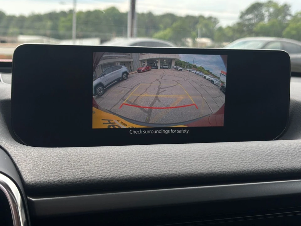 2025 Mazda CX-50 - Image 23 of 31