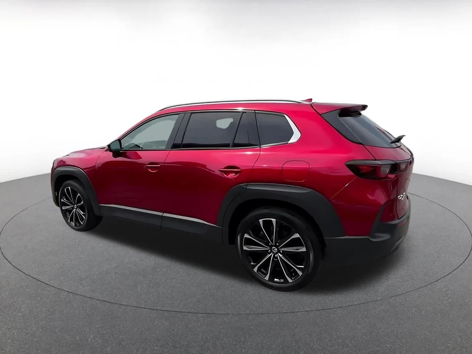2025 Mazda CX-50 - Image 9 of 31