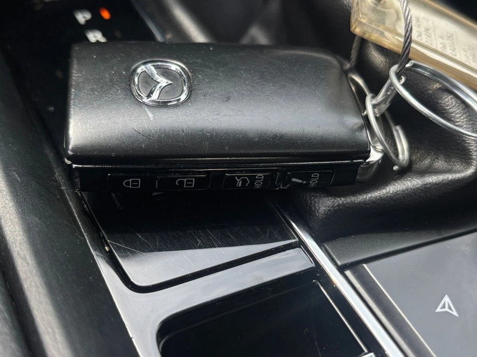 2025 Mazda CX-50 - Image 19 of 31