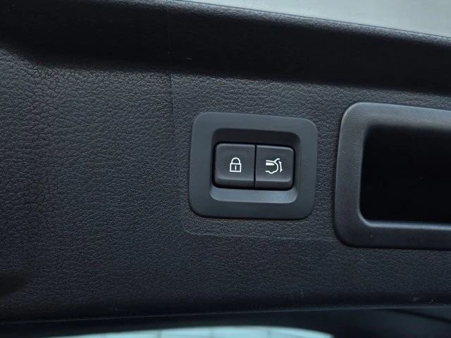 2025 Mazda CX-50 - Image 25 of 26