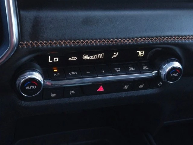 2025 Mazda CX-50 - Image 19 of 26