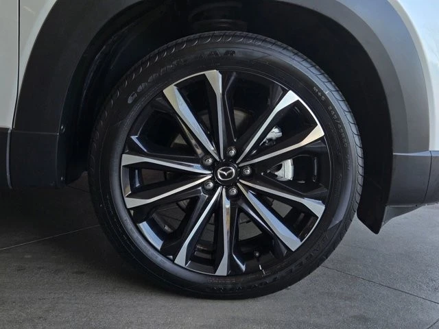 2025 Mazda CX-50 - Image 5 of 26