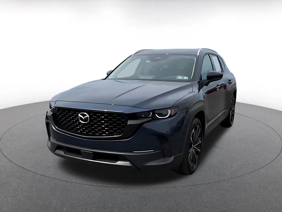 2025 Mazda CX-50 - Image 8 of 31