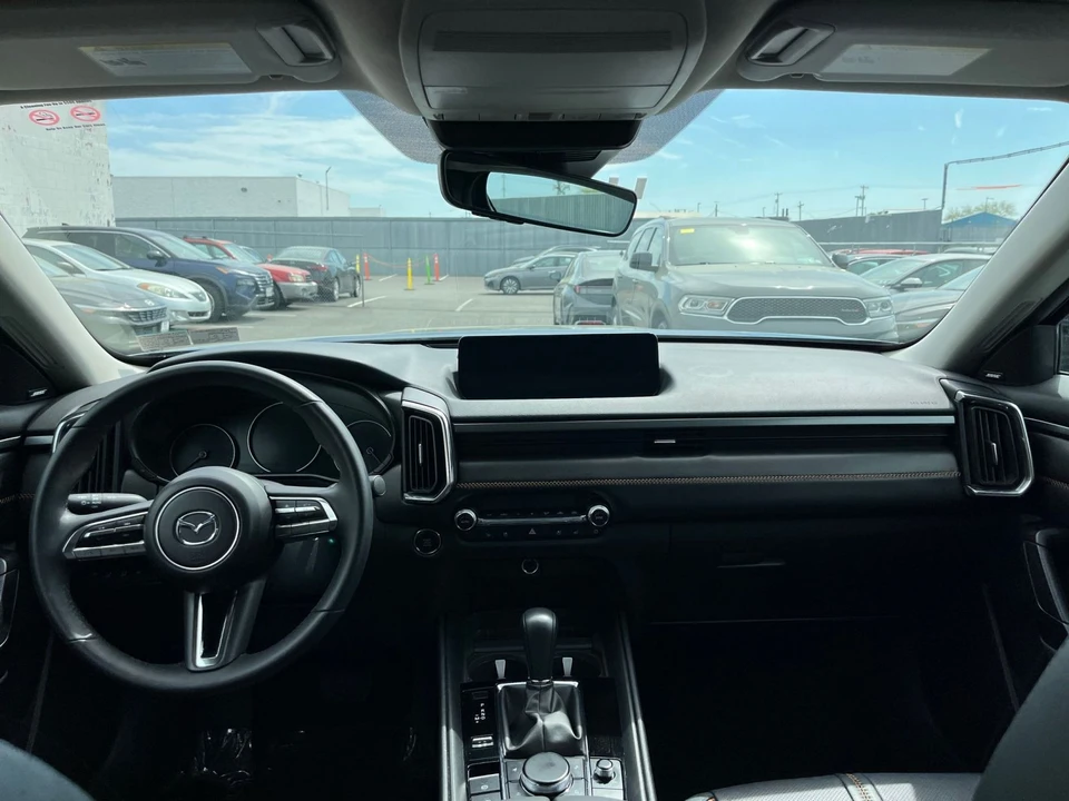 2025 Mazda CX-50 - Image 30 of 31