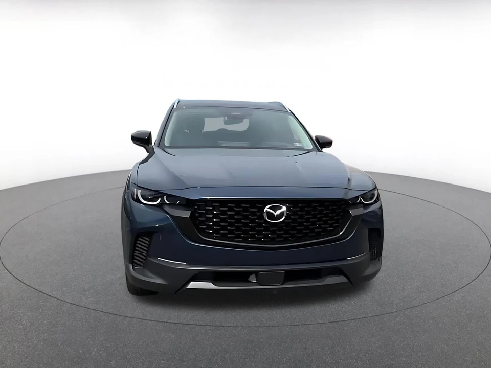 2025 Mazda CX-50 - Image 4 of 31