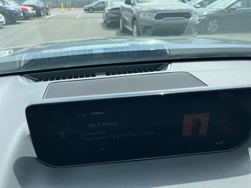 2025 Mazda CX-50 - Image 19 of 31