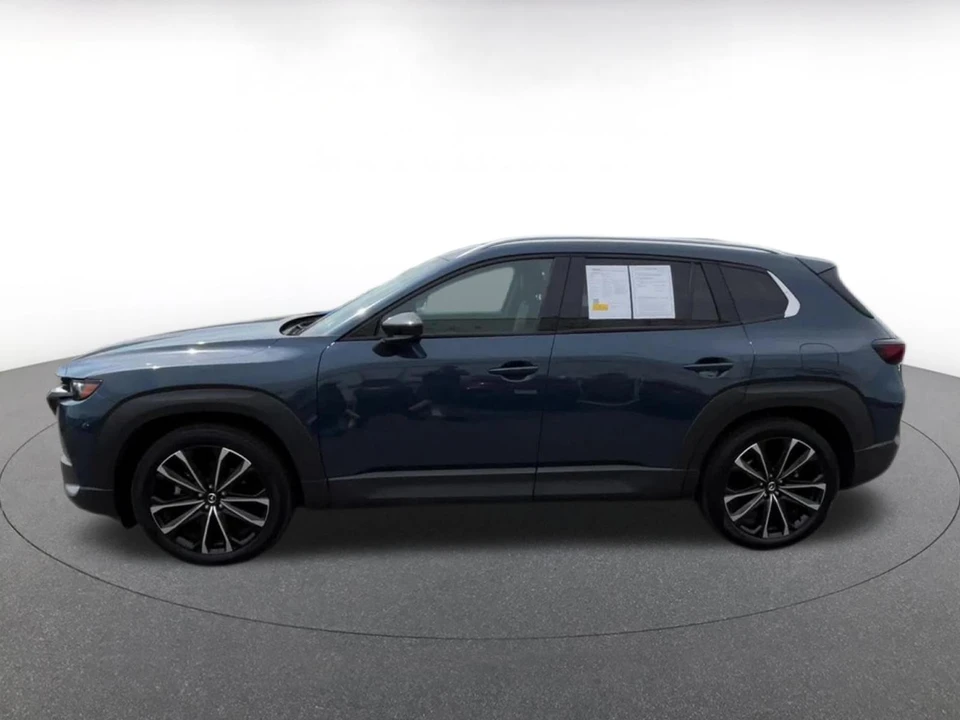 2025 Mazda CX-50 - Image 11 of 31