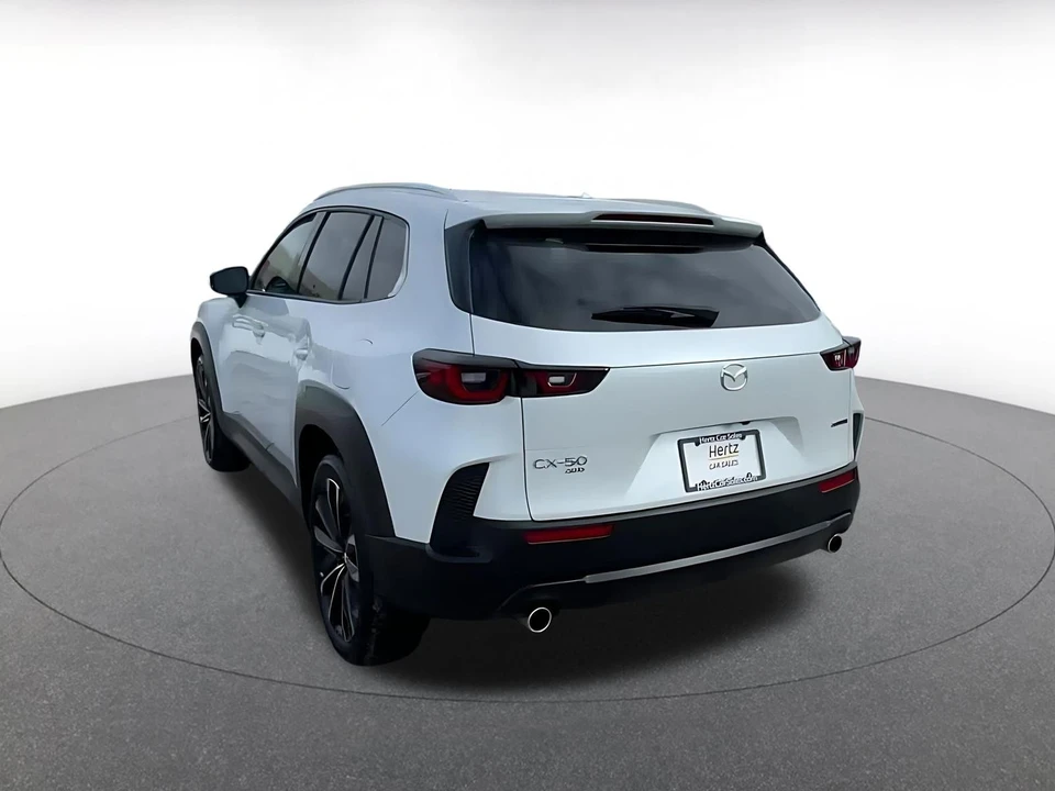 2025 Mazda CX-50 - Image 9 of 31