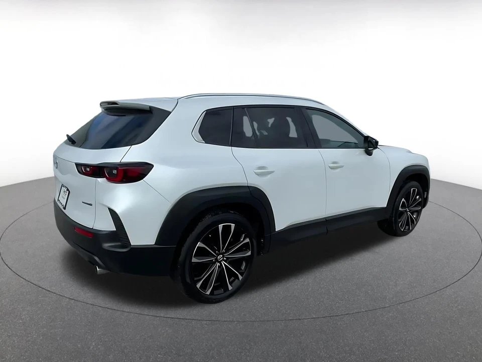 2025 Mazda CX-50 - Image 12 of 31