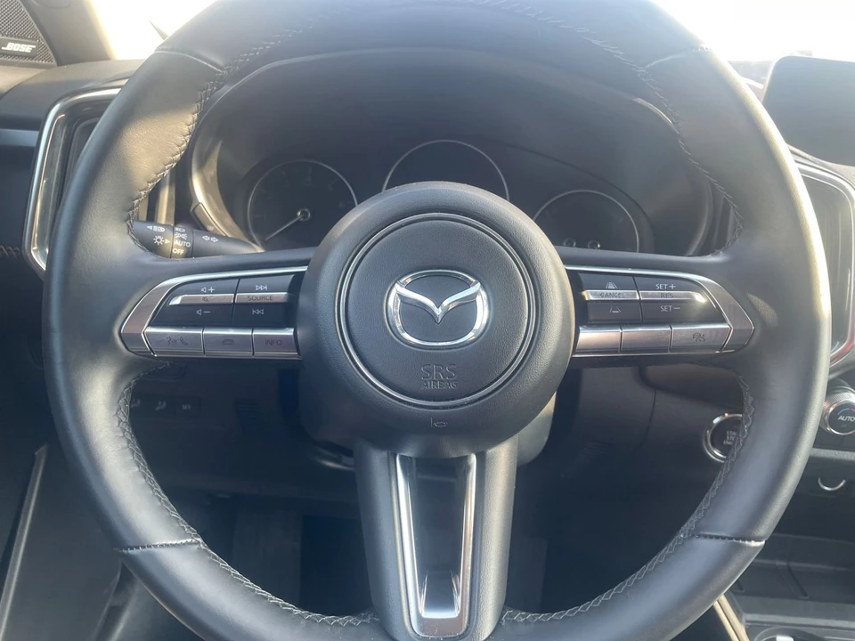2025 Mazda CX-50 - Image 24 of 31
