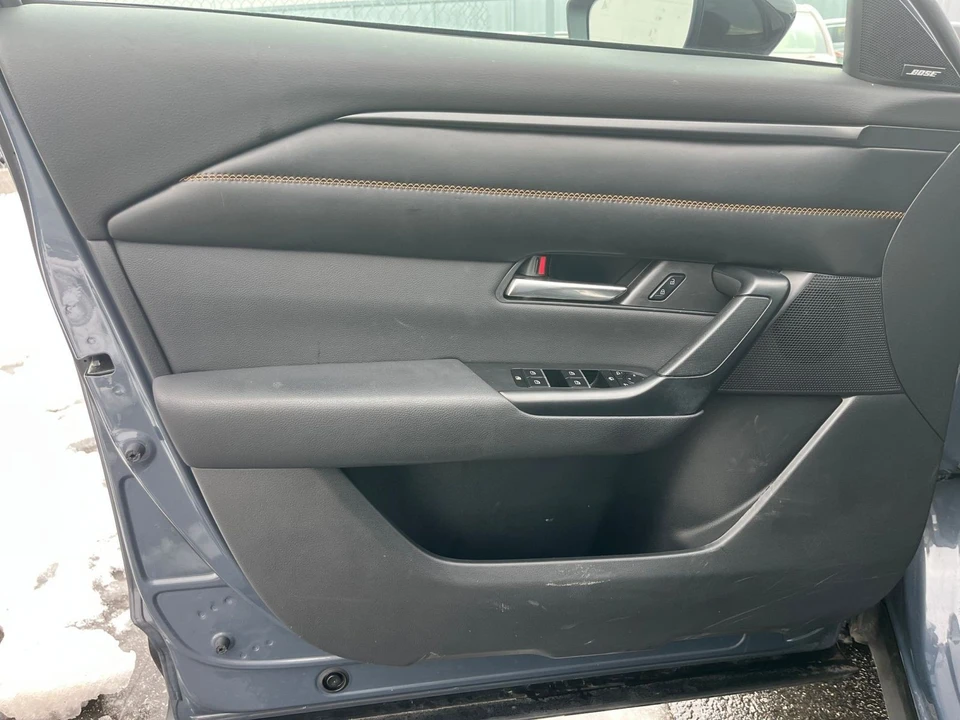 2025 Mazda CX-50 - Image 15 of 31