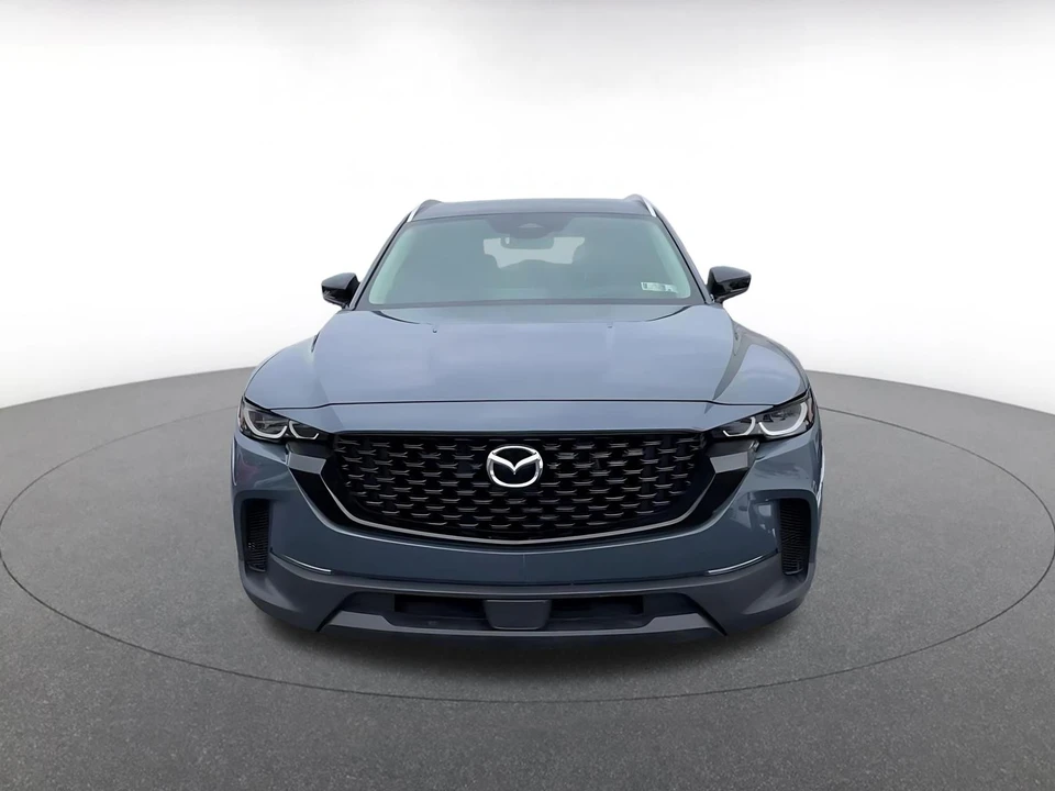 2025 Mazda CX-50 - Image 4 of 31