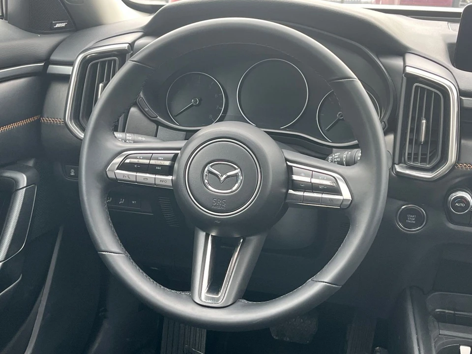 2025 Mazda CX-50 - Image 24 of 31