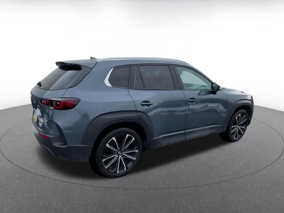 2025 Mazda CX-50 - Image 12 of 31