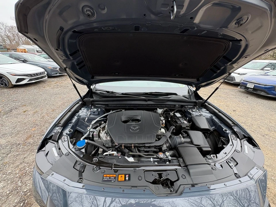 2025 Mazda CX-50 - Image 27 of 31